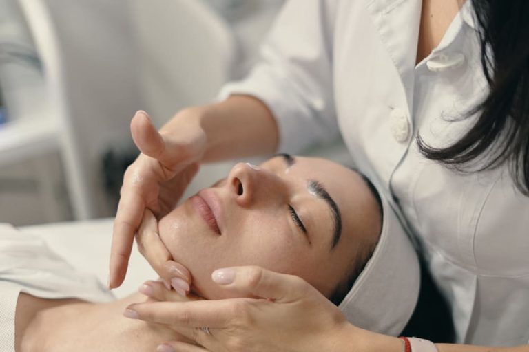 Los rituales wellness amplían la oferta de las clínicas de estética